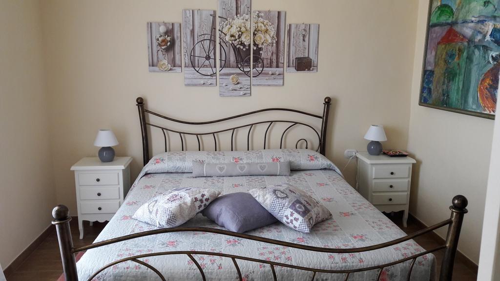 B&B La Dolce Sosta Фонни Экстерьер фото